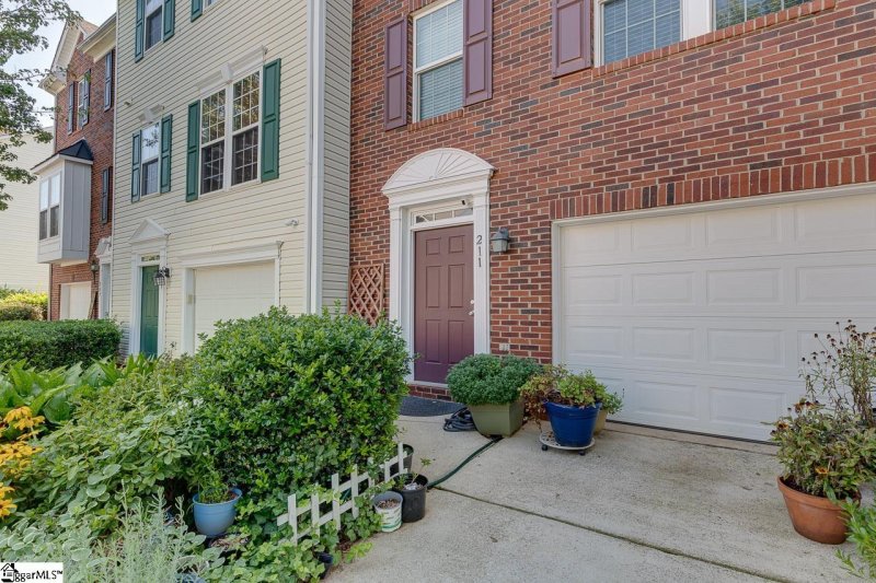 Property image 3 at 211 Summerston Place, Mauldin, SC 29662