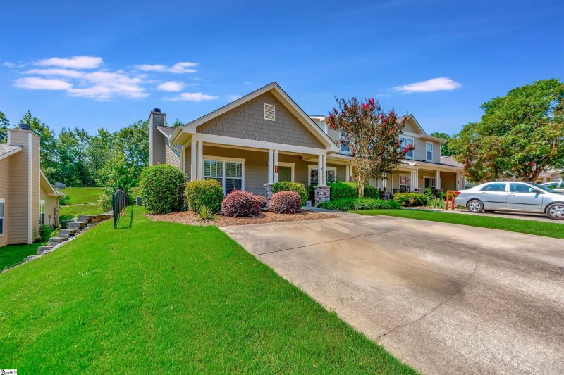 Property image 3 at 306 Shallow Drive, Taylors, SC 29687