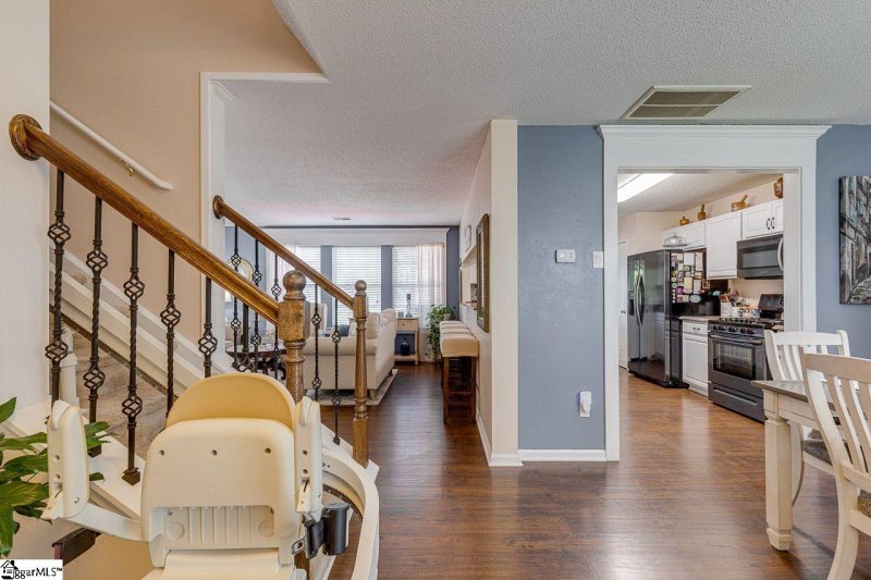 Property image 3 at 2 Granary Drive, Simpsonville, SC 29681