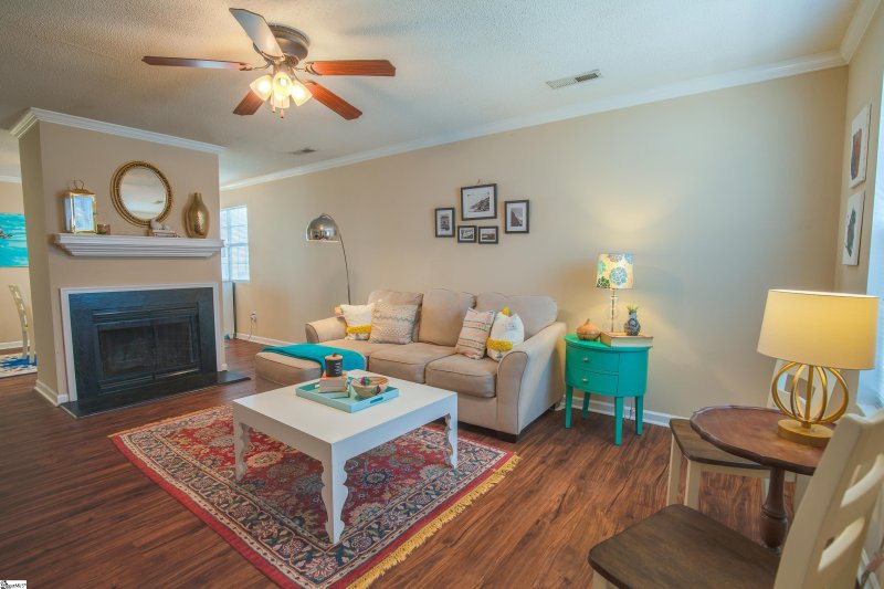 Property image 5 at 10 Hammett Grove Lane, Greer, SC 29650