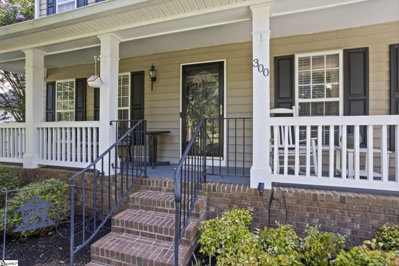 Property image 5 at 300 Windsong Drive, Greenville, SC 29615