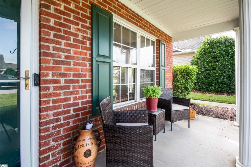 Property image 5 at 21 Magnolia Crest Drive, Simpsonville, SC 29681