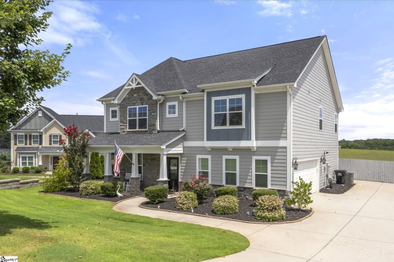 Property image 2 at 208 N Harvest Moon Way, Easley, SC 29642