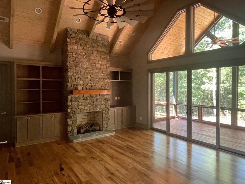 Property image 4 at 111 Ridge Top Lane, Salem, SC 29676