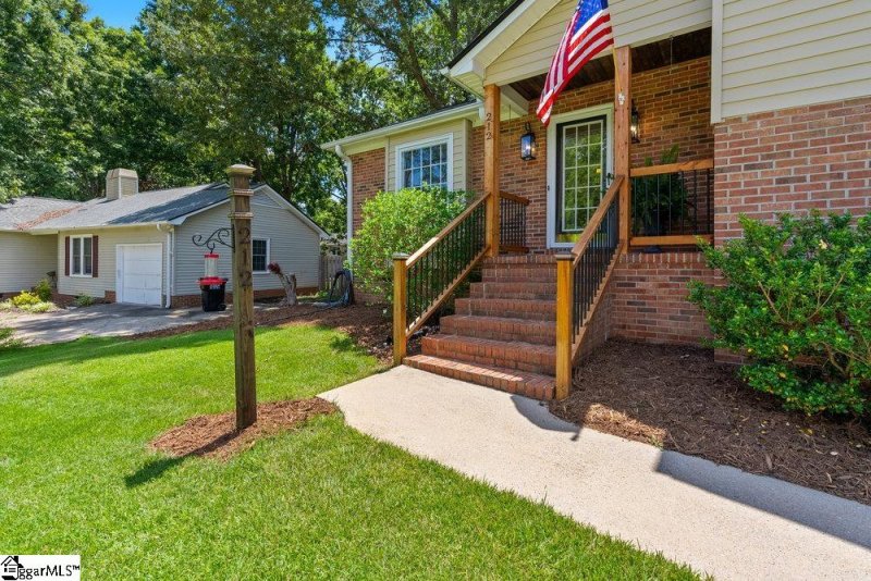 Property image 4 at 212 Manassas Drive, Simpsonville, SC 29681