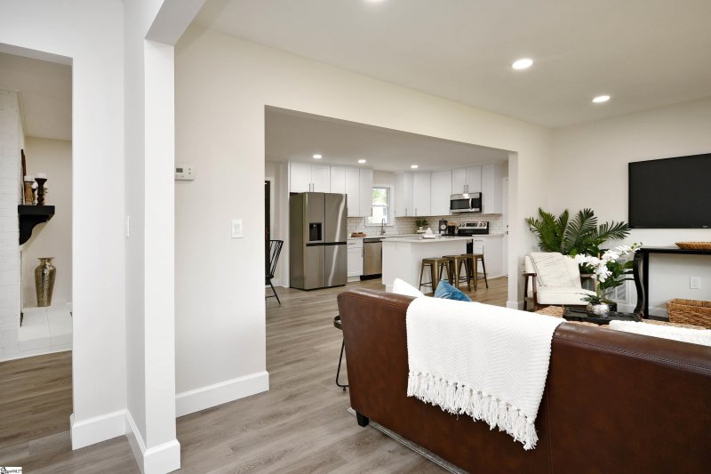 Property image 4 at 306 Sycamore Drive, Mauldin, SC 29662