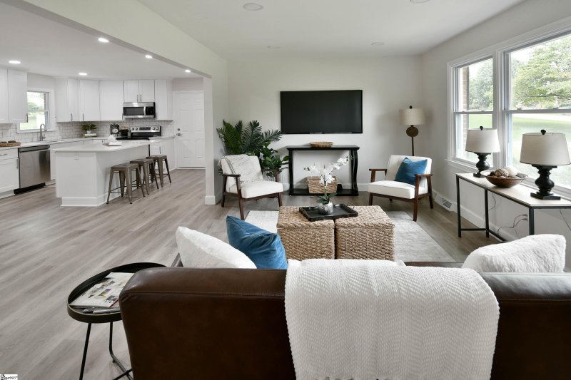 Property image 5 at 306 Sycamore Drive, Mauldin, SC 29662