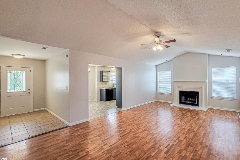 Property image 3 at 3 Black Oak Court, Simpsonville, SC 29680