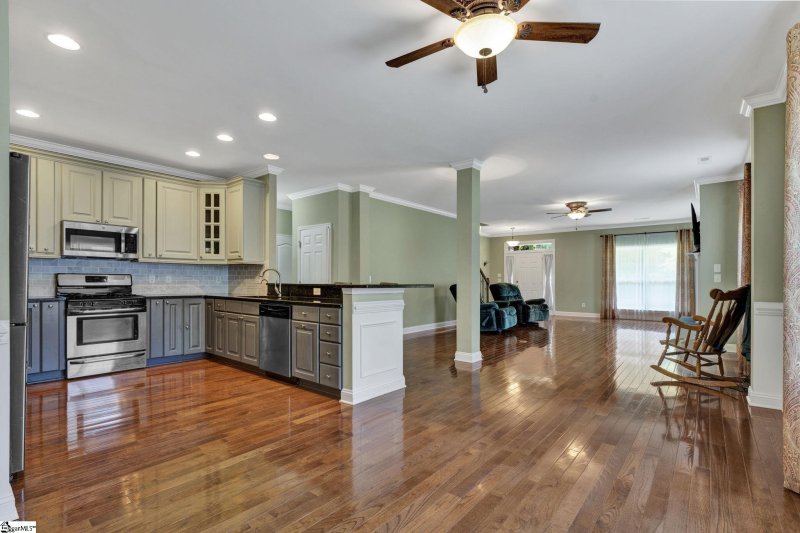 Property image 4 at 15 Lord Byron Lane, Travelers Rest, SC 29690