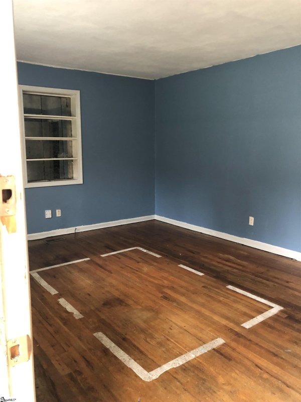Property image 3 at 105 Blossom Drive, Greenville, SC 29605-4941