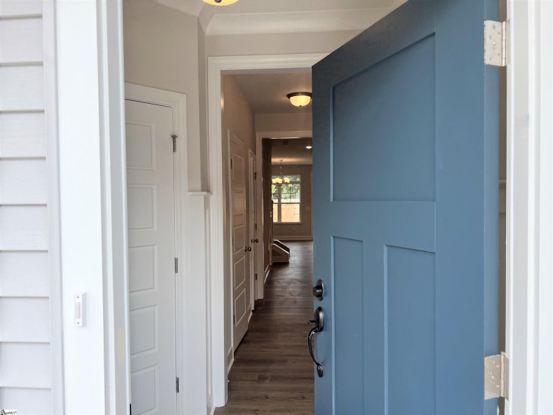 Property image 2 at 112 Callen Drive, Greenville, SC 29607