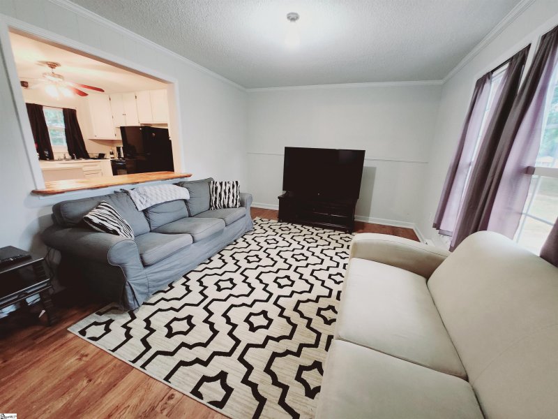 Property image 2 at 208 Elm Avenue, Anderson, SC 29625