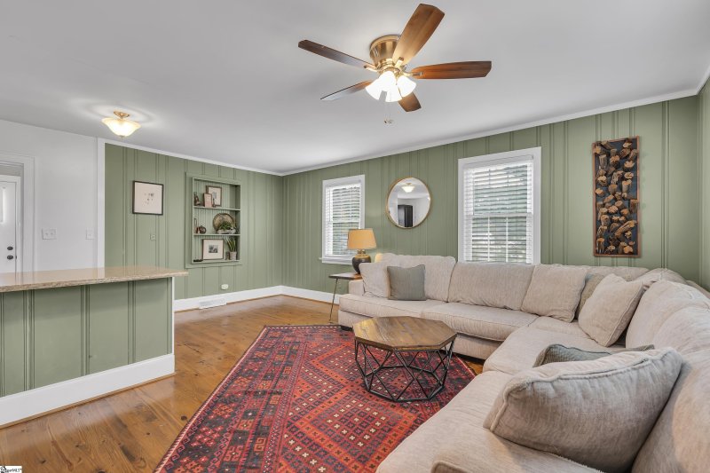 Property image 2 at 317 Parkins Mill Road, Greenville, SC 29607