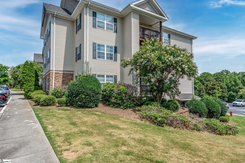 Property image 2 at 521 Lookover Drive, Anderson, SC 29621