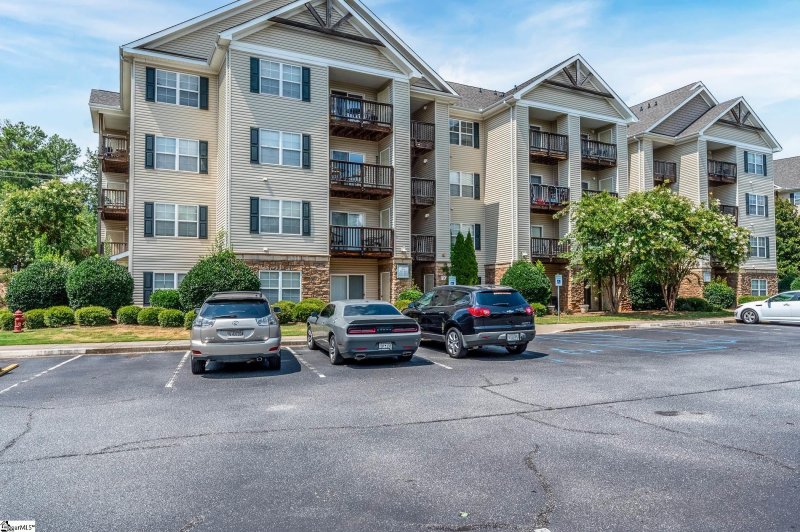 Property image 3 at 521 Lookover Drive, Anderson, SC 29621