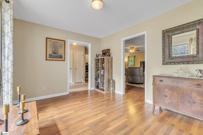 Property image 5 at 108 W PENINSULA Drive, Laurens, SC 29360