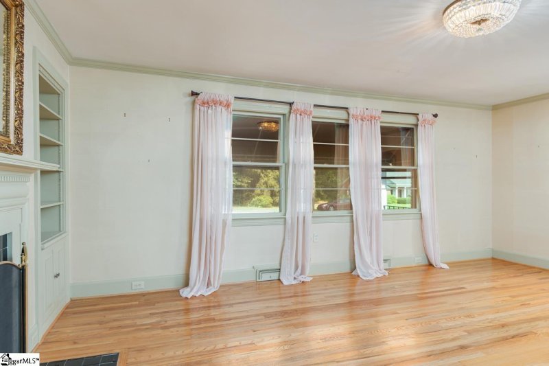 Property image 4 at 203 Chestnut Street, Clinton, SC 29325