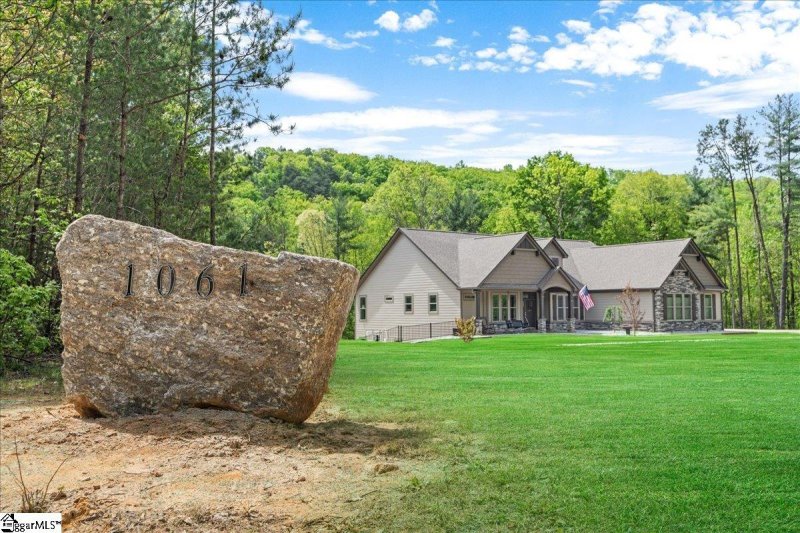 Property image 5 at 1061 Hidden Glory Drive, Landrum, SC 29356