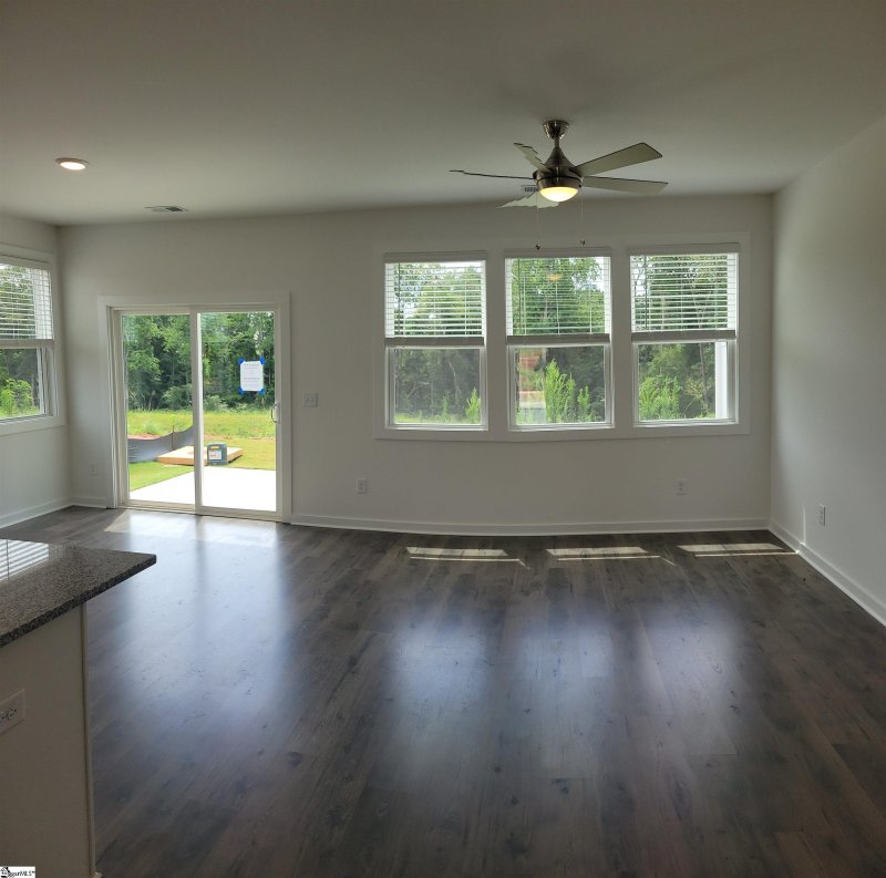 Property image 2 at 1222 Westgate Village Drive, Spartanburg, SC 29301-0000