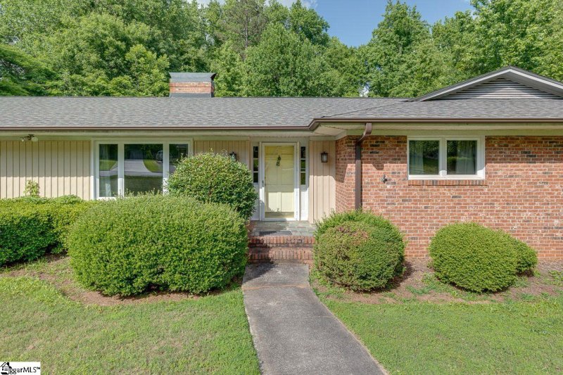 Property image 4 at 102 Ramblewood Lane, Greenville, SC 29615