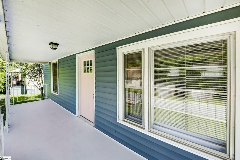 Property image 5 at 8 Woodward Street, Greenville, SC 29611