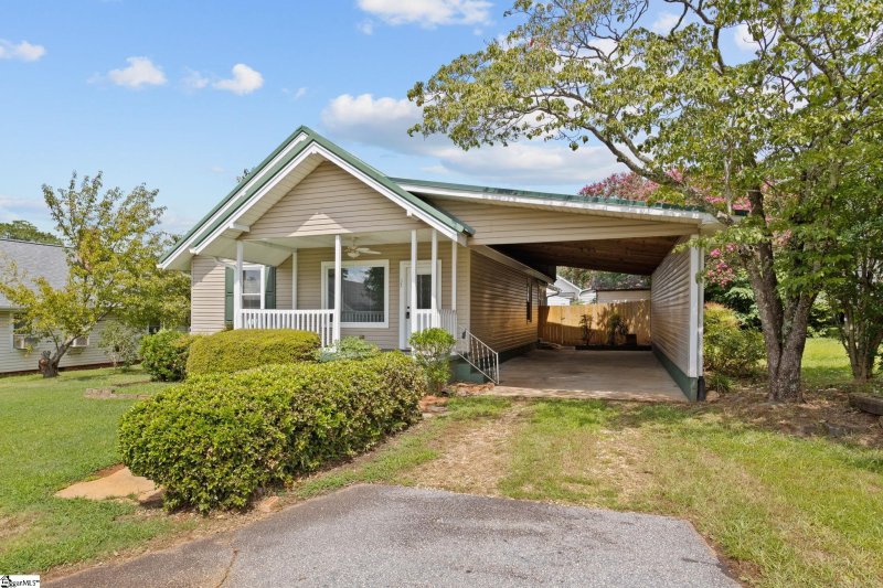 Property image 3 at 17 Alexander Street, Liberty, SC 29657