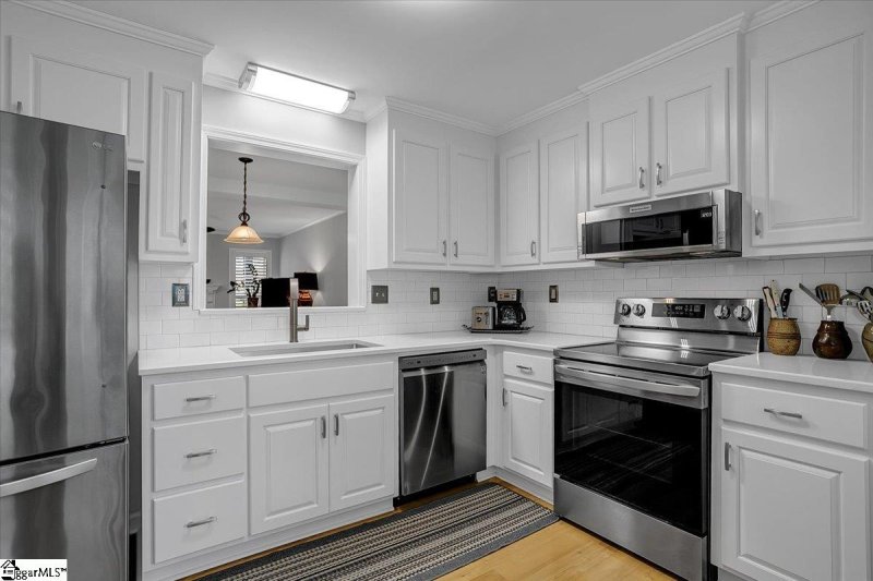 Property image 4 at 328 Angie Drive, Taylors, SC 29687