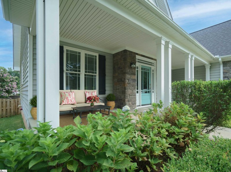 Property image 2 at 417 Kilgore Farms Circle, Simpsonville, SC 29681