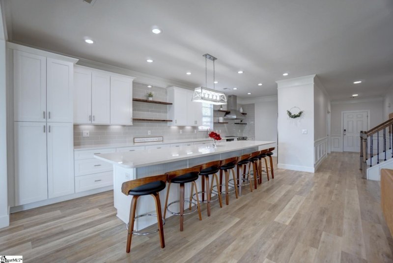 Property image 3 at 126 Willowbottom Drive, Greer, SC 29651