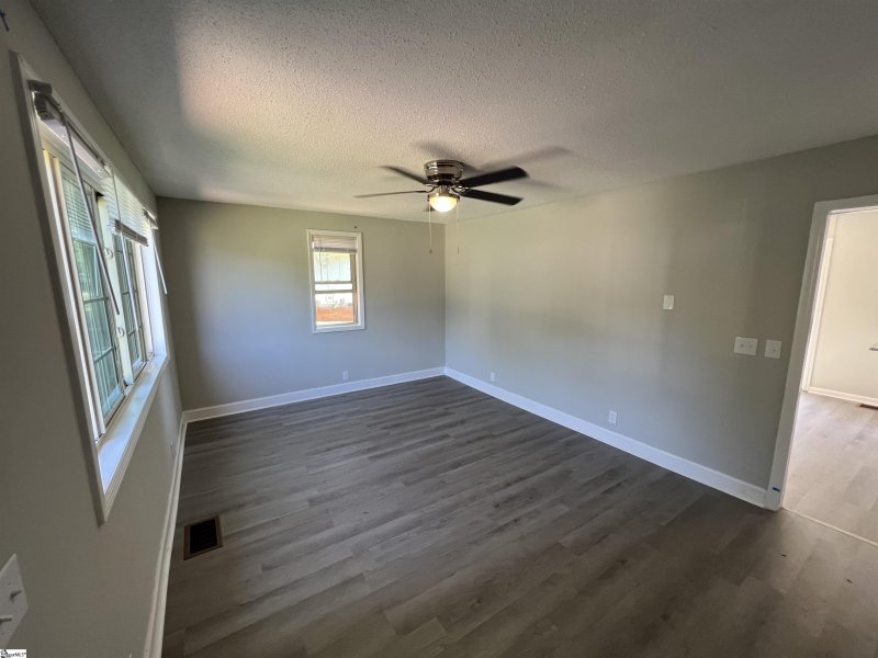 Property image 2 at 102 Derwood Circle, Greenville, SC 29617