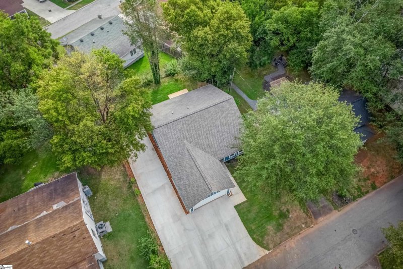 Property image 2 at 4 MCARTHUR Street, Greenville, SC 29611-4713