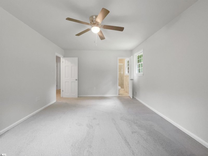 Property image 5 at 12 Fairford Circle, Taylors, SC 29687