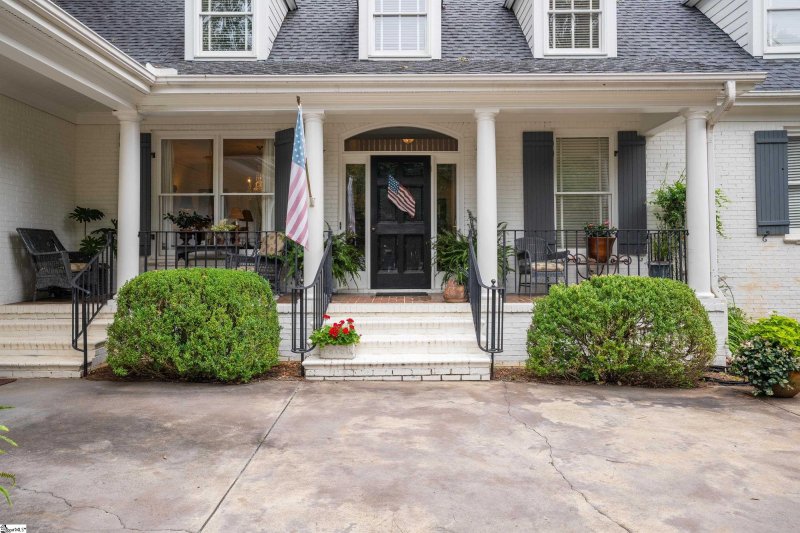 Property image 3 at 104 Hidden Hills Drive, Greenville, SC 29605