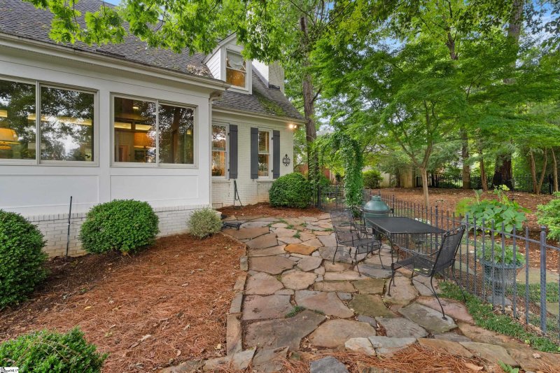 Property image 5 at 104 Hidden Hills Drive, Greenville, SC 29605