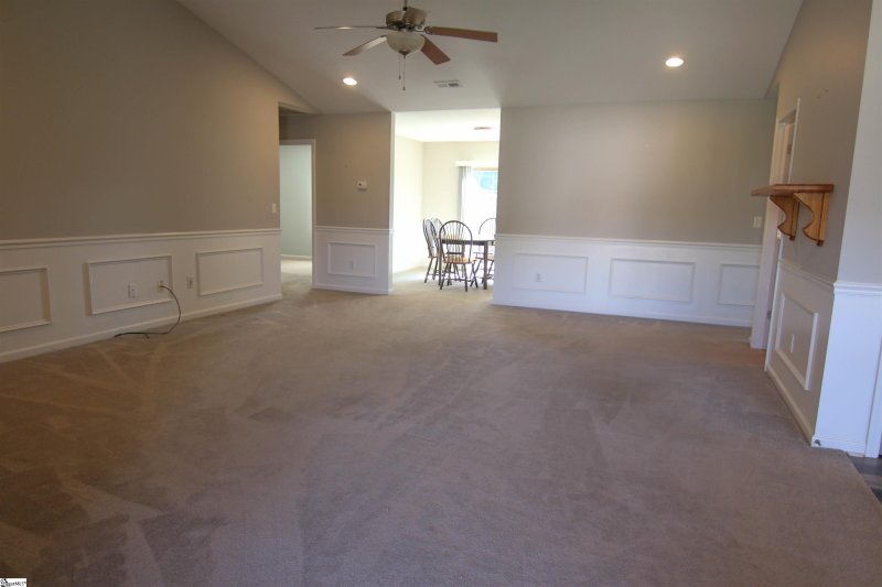 Property image 5 at 101 Lost Creek Court, Simpsonville, SC 29681