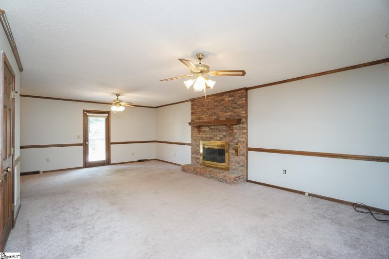 Property image 5 at 700 Spring Meadow Way, Simpsonville, SC 29680