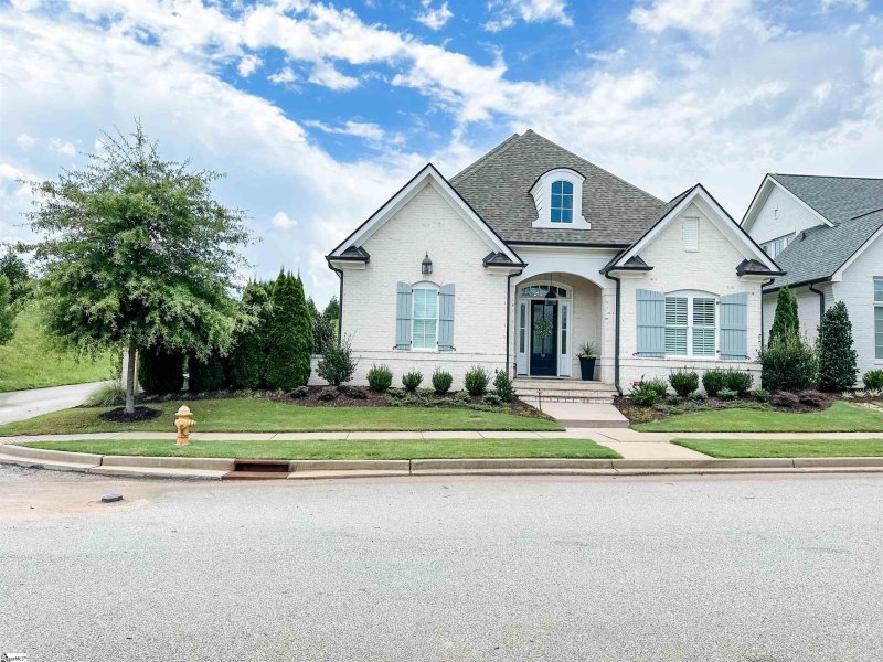 Property image 2 at 121 Jessen Drive, Greenville, SC 29607