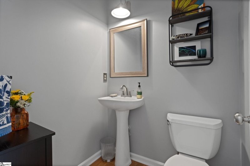 Property image 4 at 25 Willow Oak Court, Simpsonville, SC 29681