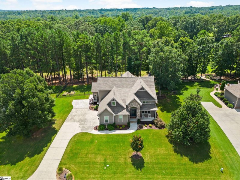 Property image 2 at 112 Acushnet Lane, Taylors, SC 29687