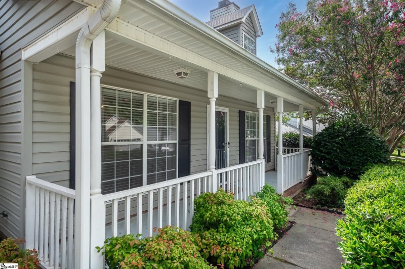Property image 2 at 103 Clear Lake Drive, Simpsonville, SC 29680