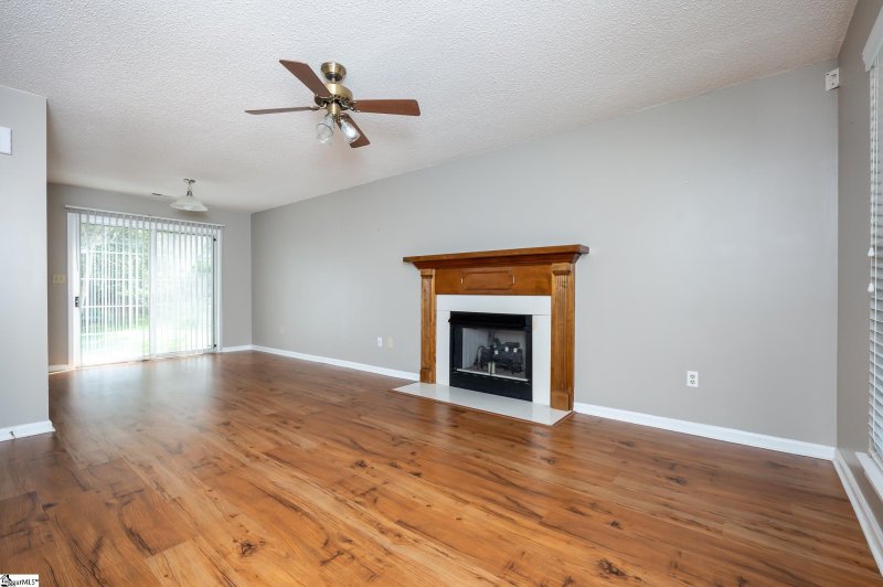Property image 4 at 103 Clear Lake Drive, Simpsonville, SC 29680