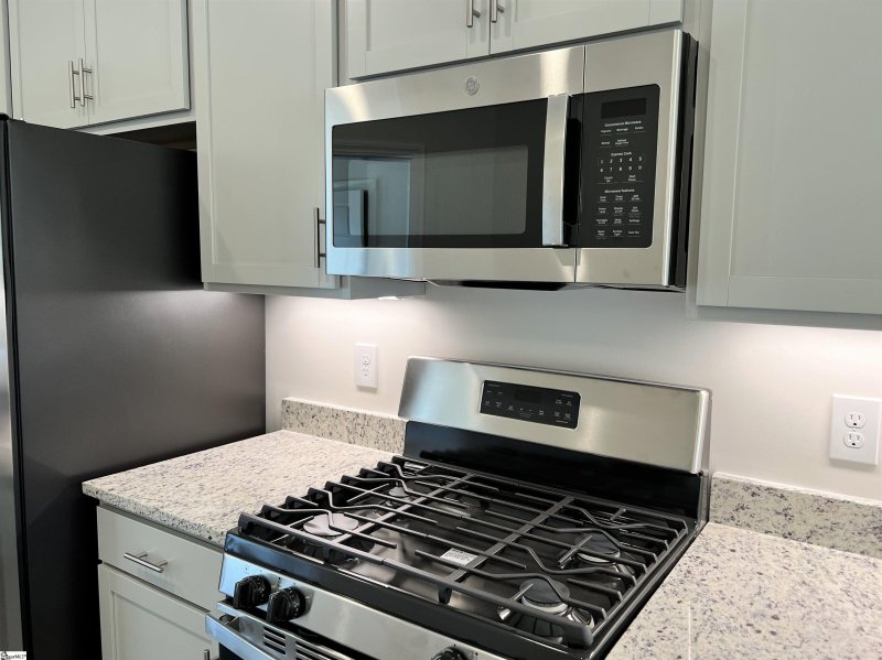 Property image 3 at 116 Callen Drive, Greenville, SC 29607