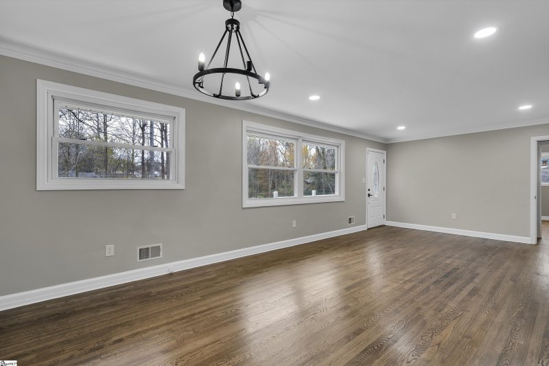 Property image 2 at 120 Brookside Circle, Greenville, SC 29609