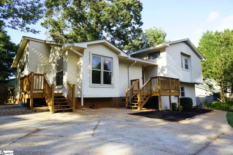 Property image 5 at 1008 Fox Row, Taylors, SC 29687