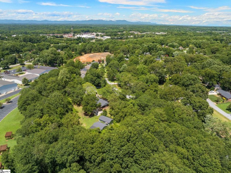 Property image 5 at 7 Hastings Circle, Taylors, SC 29687