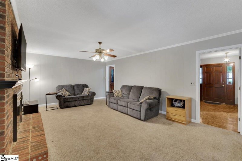 Property image 4 at 38 Cobblestone Road, Greenville, SC 29615