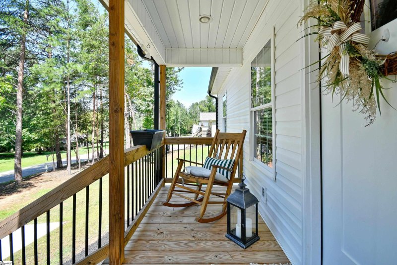 Property image 2 at 546 Edens Road, Pickens, SC 29671