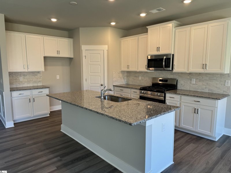 Property image 4 at 4 Riley Eden Lane, Greer, SC 29650