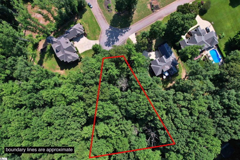 Property image 3 at 115 Ivy Woods Drive, Easley, SC 29642