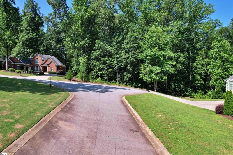Property image 4 at 115 Ivy Woods Drive, Easley, SC 29642